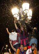 Феновете на "Барселона" се радваха на площада в каталунската столица