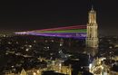 Седем лазерни лъча с цветовете на флага на университета в Ултрехт са проектирани върху най-високата църковна кула в Холандия Dom Tower. Светлинното шоу е част от честванията по повод 375-тата годишнина на университета.