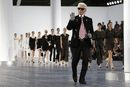 Карл Лагерфелд, един от най-разпознаваемиети в света модни дизайнери, не е човек, който е свикнал да бъде пренебрегван.