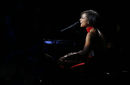 Алиша Кийс изпълни накрая на концерта песента си Empire State of Mind.