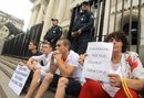 22 май 2013 - Пред Съдебната палата се проведе протест в подкрепа на главния прокурор Сотир Цацаров.
