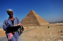 Да отидеш до Египет и да не видиш пирамидите би било най-малкото странно.