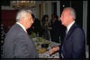 22 март 1986 г. заедно с тогавашния министър на отбраната Ицхак Рабин. По това време Шарон е министър на промишлеността и търговията.