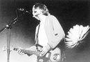 Кърт Доналд Кобейн, по-известен като Кърт Кобейн, е вокал и китарист на сиатълската гръндж група "Нирвана", превърнал се в музикална знаменитост на 90-те години на миналия век. На днешната дата се навършват 20 години от смъртта му 27-годишна възраст.<br />
<br />
Повлиян от музиката на големите рок групи от 70-те и пост-пънка от 80-те години на миналия век, Кърт се отдава на едно ново течение, което по-късно ще се превърне в основна музикална вълна на 90-те. Обявен от много медии и списания за изпълнител на последното десетилетие на 20 век, Кърт, заедно с "Нирвана", пренасят гръндж музиката на световната сцена и превръщат стила в символ на младото поколение от този период.