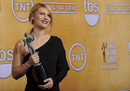 Дейнс позира с наградата за най-добра актриса за 2013 г.