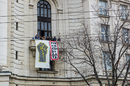 Документалната поредица продължава с моменти от окупацията на Ректората на Софийския университет от "Ранобудните студенти"