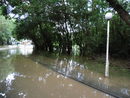Южната част на курорта "Албена" все още е наводнена от предошлата миналия четвъртък  р. Батовска.