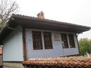 Синята Хаджидимитрова къща.