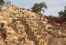 Работници в златна мина в Централноафриканската република