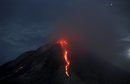 Вулканът <span>Синабунг  в </span>Северна Суматра, Индонезия.