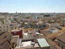 Валенсия е третият по големина испански град, столица на автономната област Валенсия. Разположен в източната част на страната на брега на Средиземно море.