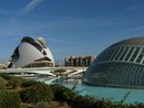 Друга важна туристическа забележителност на Валенсия е "Градът на изкуството и науката", който се състои от пет сгради с футуристичен дизайн. Комплексът се разпростира на площ от 350 000 кв.м.