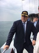 Премиерът Бойко Борисов на съвместна тренировка на Военноморските сили "Гранична полиция" в Бургас за действия при засилен миграционен натиск по море.<br /><br />В учението, което се състоя в неделя сутринта в Бургаския залив, участваха фрегата "Дръзки", полицейски кораб на местната гранична полиция, вертолет "Panther" и два моторни катера на Военноморските сили.<br /><br />Сценарият на тренировката предвиждал ситуация, при която е създаден нов мигрантски маршрут през Черно море, разказва Борисов в профила си в социалната мрежа "Фейсбук".
