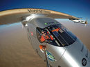 По време на пътешествието имаше и проблеми, като заради прегряване на панелите се наложи Solar Impulse 2 да престои почти цялата зима в хангар в Хавай.