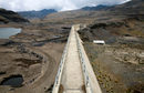 Язовир Ажуан Кота, който е един от основните резервоари на вода в Боливия след сериозната суша. Язовирът се намира в близост до Ла Пас.