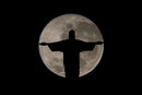 Тази година Олимпийските игри се проведоха в Рио де Жанейро, а освен плажа Копакабана, местните жители могат да се похвалят и с най-популярната статуя на Исус Христос в света.