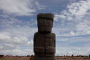 Фигурата на монолита "Бенет" в руините Тиахуанако, северно от Ла Пас, Боливия,