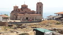 Охрид впечатлява и със стари църкви и манастири, част от които построени по времето, когато градът е столица на Първото българско царство.