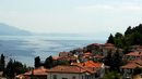 Самуиловата крепост в Охрид е една от задължителните стъпки за туристите – от нея се разкрива цялата гледка към сгради, планина и езеро. Една от легендите гласи, че когато погледнал към града от високо, цар Самуил възкликнал: "Ох! рид". Така дошло и името на града.