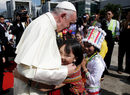 Папа Франциск пристигна на посещение в Мианма.