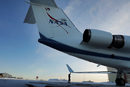 Фотографът на "Ройтерс" се присъединява към групата учени, които, използвайки изследователски самолет на НАСА, от височина 12 192 метра наблюдават ледената покривка на Гренландия.