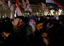 <a href="https://www.dnevnik.bg/photos/2018/12/15/3362620_fotogaleriia_protesti_sreshtu_robskiia_zakon_v_ungariia/?ref=home_photos" target="_blank">Хиляди унгарци протестираха отново в столицата Будапеща</a>, възобновявайки демонстрациите си срещу ново законодателство - за нов трудов кодекс и за нововъведения в съдебната система, които биха освободили правителството от независимия контрол от страна на съдилищата.