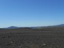 24 юли: Днес е поредният прекрасен, слънчев ден и предусещайки природни красоти, се подготвяме рано за предстоящите 330 км по трасето: Egilsstaðir area – Dettifoss – Húsavík – Mývatn<br /><br />Да предупредя кандидат-туриста за Исландия, че поради малкото хора, обслужването от местно население е сведено до минимум: всичко се плаща с карти и всичко си правят сами. Няма охрана и пазачи – дори "пришълците" се съобразяват с това. Честност и почтеност тотална: на практика жителите оставят отворени фермите си – имахме възможност да надникнем в една такава. Зареждаш колата сам и с карта плащаш. Бензиностанцията е от един човек персонал. И навсякъде има ръчни автомивки – щом е мръсна, бъди така добър да си я измиеш. Рейсове, коли – разплащане с карта на паркинга – не видяхме нито един "байо" , сиреч въоръжена охрана. <br /><br /><em>Поредицата на Мария Радева за Исландия продължава. Първата част под заглавие "Исландия - ледената красавица" четете <a href="https://www.dnevnik.bg/na_put/2019/02/27/3396219_fotogaleriia_islandiia_-_ledenata_krasavica/" style="outline: 0px; text-rendering: optimizeLegibility; -webkit-tap-highlight-color: transparent; margin: 0px; padding: 0px; box-sizing: border-box; color: rgb(0, 0, 0); background: 0px 0px; transition: color 250ms ease-out, background 250ms ease-out;" target="_blank">тук,</a> втората част, озаглавена "Исландия - ледени лагуни, планини, зелени гори" четете <a href="https://www.dnevnik.bg/na_put/2019/03/06/3399061_fotogaleriia_islandiia_-_ledeni_laguni_planini_i/" style="outline: 0px; text-rendering: optimizeLegibility; -webkit-tap-highlight-color: transparent; margin: 0px; padding: 0px; box-sizing: border-box; color: rgb(0, 0, 0); background-image: initial; background-position: 0px 0px; background-size: initial; background-repeat: initial; background-attachment: initial; background-origin: initial; background-clip: initial; transition: color 250ms ease-out, background 250ms ease-out; font-size: 17px;" target="_blank">тук.</a> Третата част, посветена на исландските фиорди, четете <a href="https://www.dnevnik.bg/na_put/2019/03/13/3403356_fotogaleriia_islandiia_-_tesni_fiordi_strumni_planini/" target="_blank">тук.</a> </em>