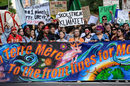 Близо половин милион души преминаха на шествие по улиците на Монреал заедно с шведската екоактивистка Грета Тунберг в рамките на поредната "световна стачка за климата", предаде Франс прес, като се позова на организаторите, цитирана от БТА.