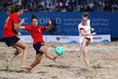 Испания победи драматично с 3:2 Великобритания във финала в женския турнир по плажен футбол.