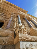 "Св. Трофим" е издигната на мястото на базиликата "Св.Стефан" от V век и е забележителна със сцените от Страшния съд.
