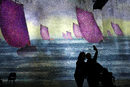 Дигитална изложба "Моне, Реноар ... Шагал: Пътувания в Средиземноморието" беше открита в Париж, Франция.<br /><br />Вместо картини, посетителите разглеждат холограми на известни художници.<br /><br />Изложбата представя на посетителите маршрут, който обхваща периода между импресионизма и модернизма.<br /><br />Изложбата ще е отворена з апосетители до 3 ануари 2021 г..<br />