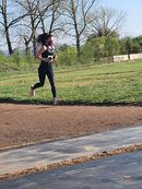 Най-бърза при жените беше 12-годишната Памела Ени (на снимката). Тя измина дистанцията за 21:39 мин.<br /><br />С време 16:51 мин. Владислав Михайлов, който бяга във Варна, зае първо място в надпреварата.