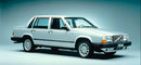 Volvo 740 Turbo (1986 - 1990)<br /><br />През осемдесетте Volvo 740 Turbo бе доказателство, че иначе предизвикващата прозевки кола на татко (или на мама) може да бъде също толкова бърза, колкото Porsche 924. Еластичността на Volvo 740 и способността да комбинира практичността с вълнуващото представяне правят един отличен пример на автомобил с повишаваща се стойност. Това се очаква да продължи, особено през идните години.