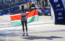 При дамите победата също отиде в Кения - Перес Джепчирчир, която завърши за 2:22.39 часа. Тя изпревари със само пет секунди сънародничката си Виола Чепту. Трета се нареди Абабел Йешанех от Етиопия.