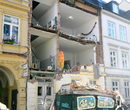 В кадър е резултатът от експлозия в апартамент в Хамбург, Германия