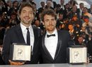 Испанският актьор Хавиер Бардем (&quot;КрасУта&quot;, вляво) и италианецът Елио Джермано (&quot;Нашият живот&quot;) си поделиха наградата за най-добра мъжка роля