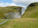 Водопадът Скогафос в Южна Исландия, намира се в непосредствена близост до така наречения Ring Road, главен път, който минава около цялата страна (обикновен двулентов път, магистрали или жп линии в Исландия няма).