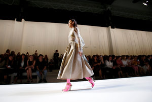 Фотогалерия: Чанти, обувки и мини тоалети от Седмицата на модата в Милано