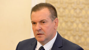 Представителят на държавата в "Лукойл Нефтохим" не отчита как защитава интересите ѝ