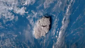 Поглед отвисоко: Изригването на вулкана в Тонга е било видимо и от Космоса