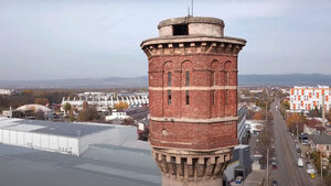 Старите водни кули в София (видео от дрон)