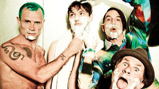 Red Hot Chili Peppers излизат тази вечер на сцената в София