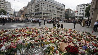 Брюксел критикува "мълчанието" на Европа за ксенофобията