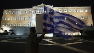 "Ройтерс": Гръцкият кабинет ще се събере утре на неофициално заседание