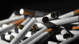 Независими депутати предложиха отмяна на забраната за пушене на закрито