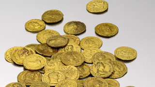 Лондон 2012 пусна специална монета, която обяснява правилото за засада