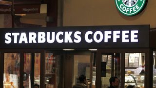 <span class="highlight">Starbucks</span> прави Blondе дебют