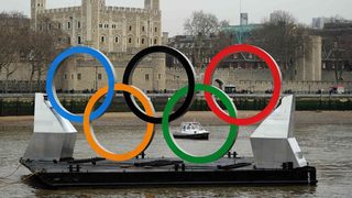 Лондончани разпъват палатки в своите дворове за олимпийските фенове