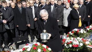 Полша и Русия отбелязват 2 години от самолетната катастрофа край <span class="highlight">Смоленск</span>