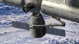 Първият полет на частен космичеки кораб до Международната Космическа Станция е отложен